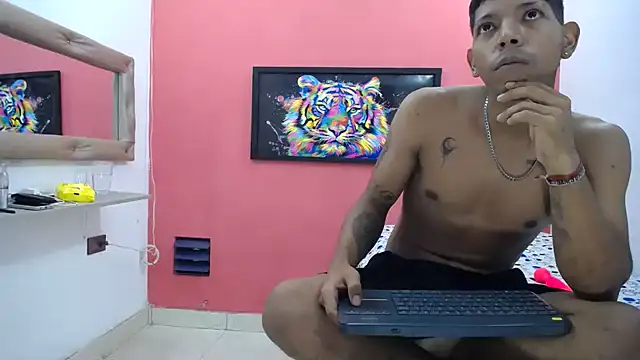 latinosninfomanos