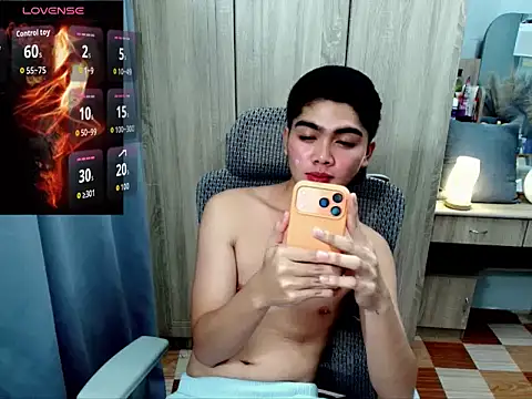 ItsKenny webcam