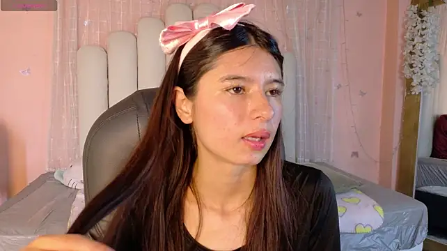 SweetRenata_ live cam on StripChat