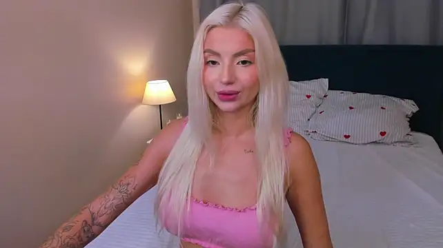 BellaMurre live cam on StripChat