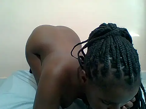 Amanda-Flower webcam