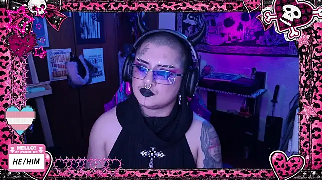 masterkevinftm live cam on StripChat
