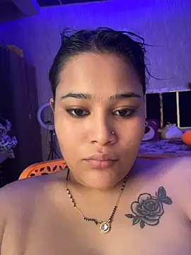 Pink_BabyDoll webcam