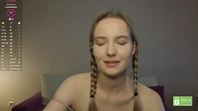 hongtomczak (F young) - lets take a look at my boobs