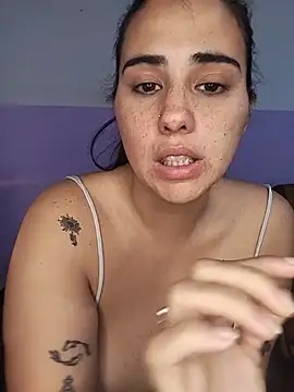 kariciasecreta live webcam