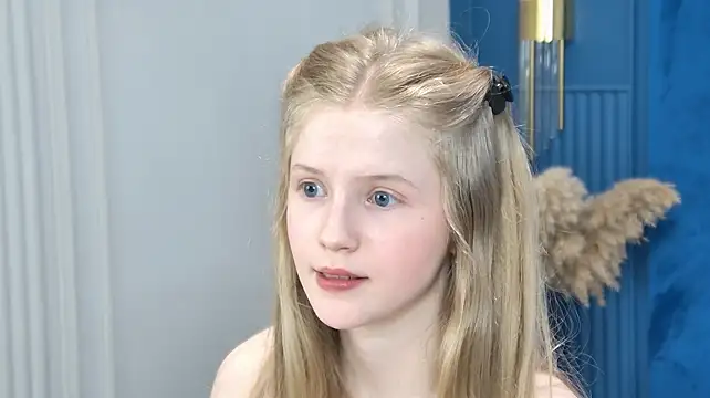 LilianHowards webcam