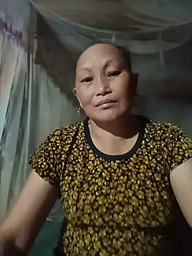 Juhi_09 live now