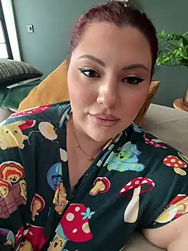 CurvyKimmy1 webcam