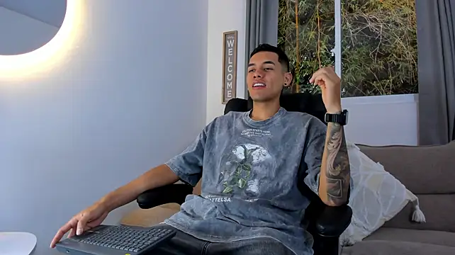 NickCopeer_ webcam