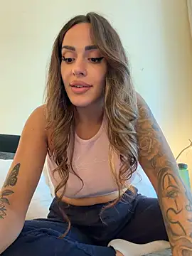 Webcam Model(-Alisa) is live