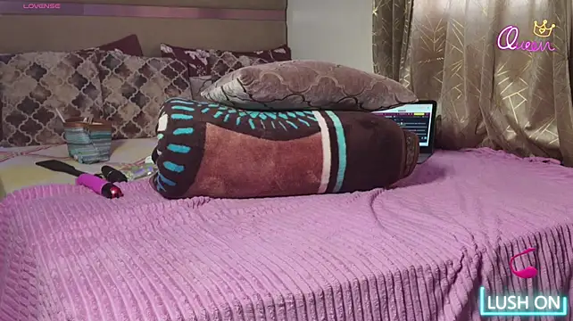SamiraSama webcam
