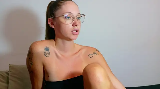 Ivanna__Rose webcam