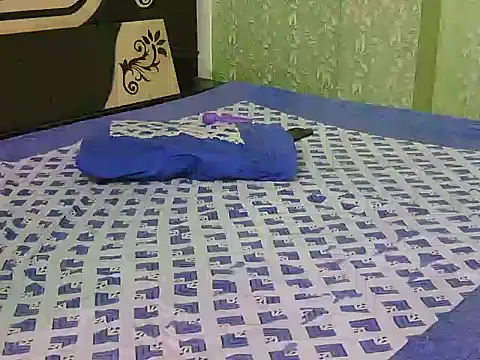 Cute_manviii webcam