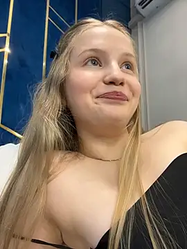 LilianHowards webcam