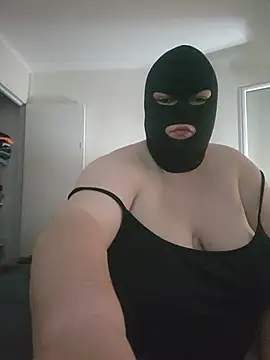 Cochonnee234 webcam