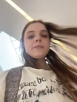 Lunabelle_ webcam