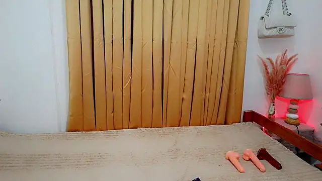 Fuuk_sexdOll69 live sex cam