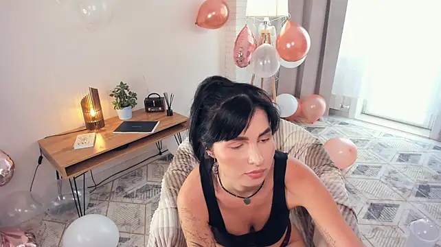 feliciakogen (F young) - Shy panty tease