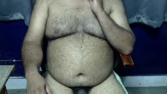 hairysubcub_70 (Ask my age) - Welcome To Daddy's Room. Make Daddy Cum.