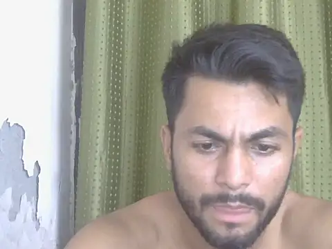 Stubborndesiboy webcam