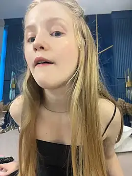 LilianHowards webcam
