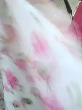 Raashi_15 webcam