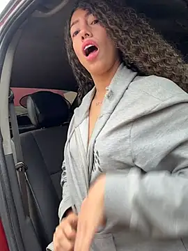 roxyrougee webcam