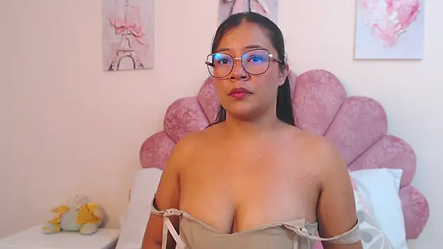 MilaaAdams
