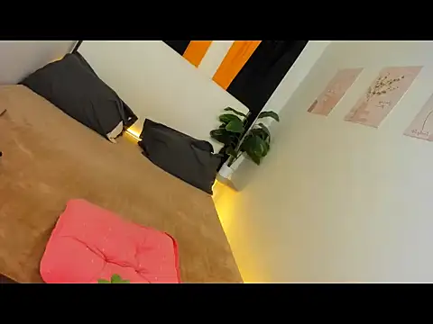 VladaRoslyakova webcam