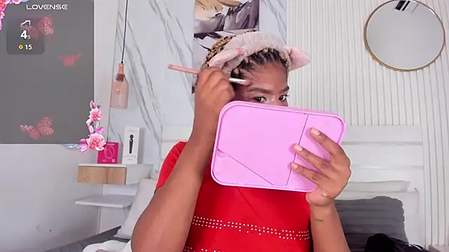 Afro_Luna webcam