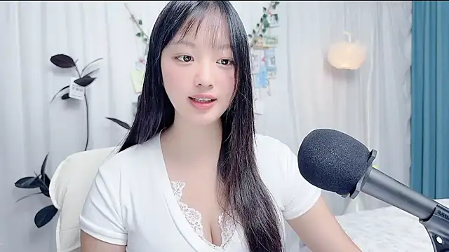 Winnie666999 webcam