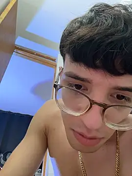 ArthurDaviess21 webcam