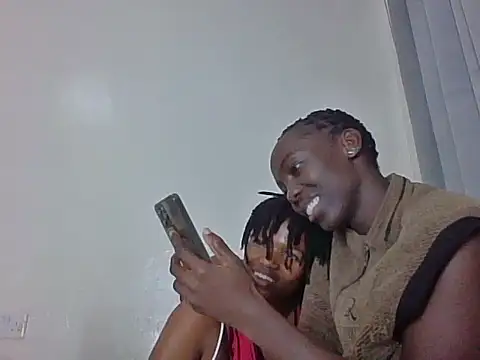 prettyshontel (F teen) - Strapon fuck