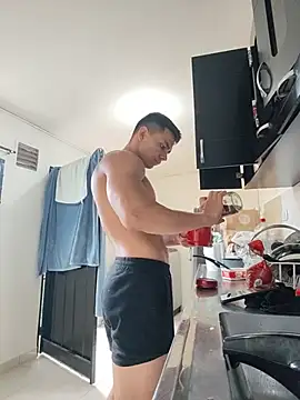 ChoreyTaiylor's live cam