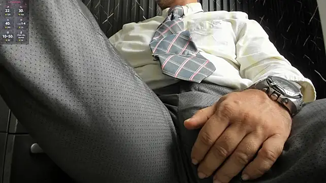 Hairy_Dad86's live cam