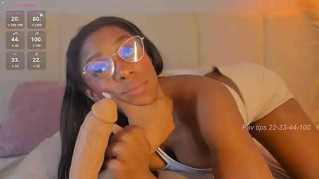 aprilebony_