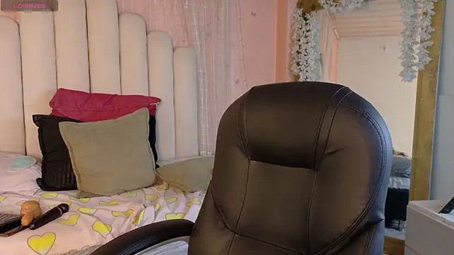 SweetRenata_ webcam