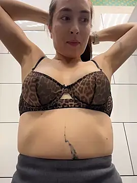 Holly_Play