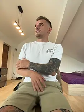 huge_cock22cm (Ask my age) - Ler's have fun!