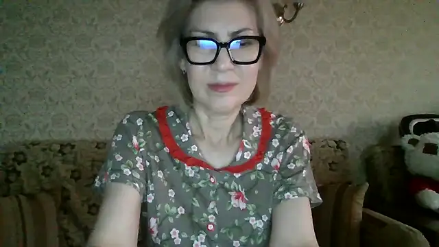 Elegant00Lady webcam
