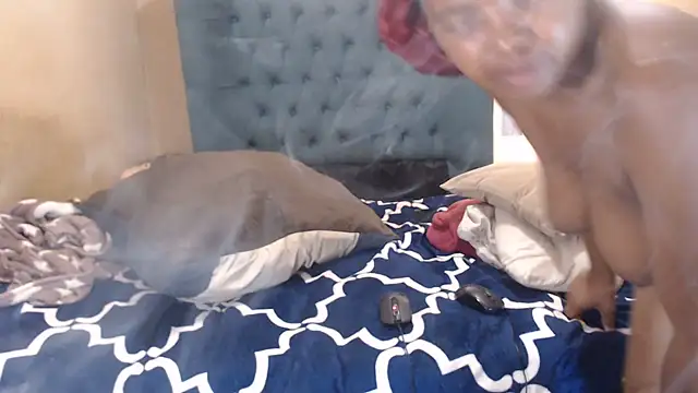 EssenceChubby webcam