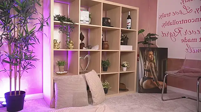 firesbomb777 live cam on StripChat