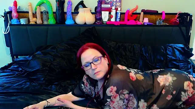 shawnandchristie (Ask my age) - Help us reach 1000!!!