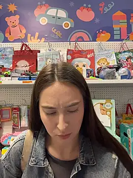 Holly_Play