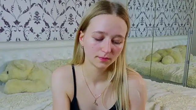 GirlMathExpert live cam on StripChat