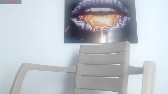drake_brwon_23 live cam on StripChat