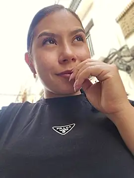 susana_castle (F young) - Get naked + doggy style