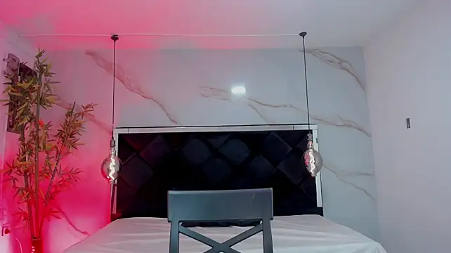AngelaaCute_