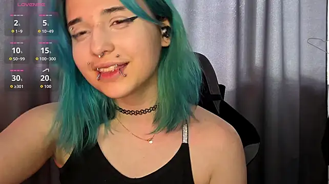 EraMoneyhun live webcam