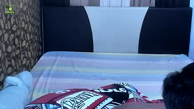 Crazyasiancum1 webcam